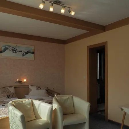 Gaestehaus Kratzer *